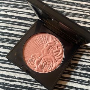 PAT MCGRATH SKIN FETISH: DIVINE BLUSH in Fleurtatious